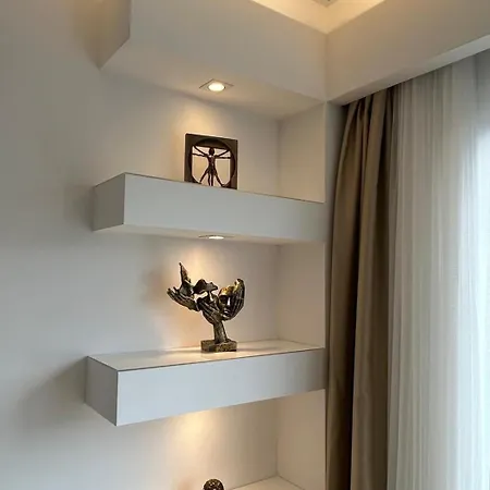 Апартаменты Experience Luxury In The Heart Of Сплит